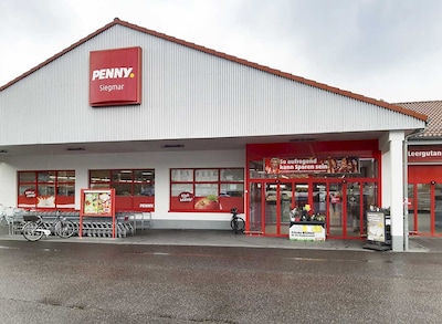 Sie sehen den Eingang vom Penny Markt in Chemnitz (Sachs) Zwickauer Str. 444-450