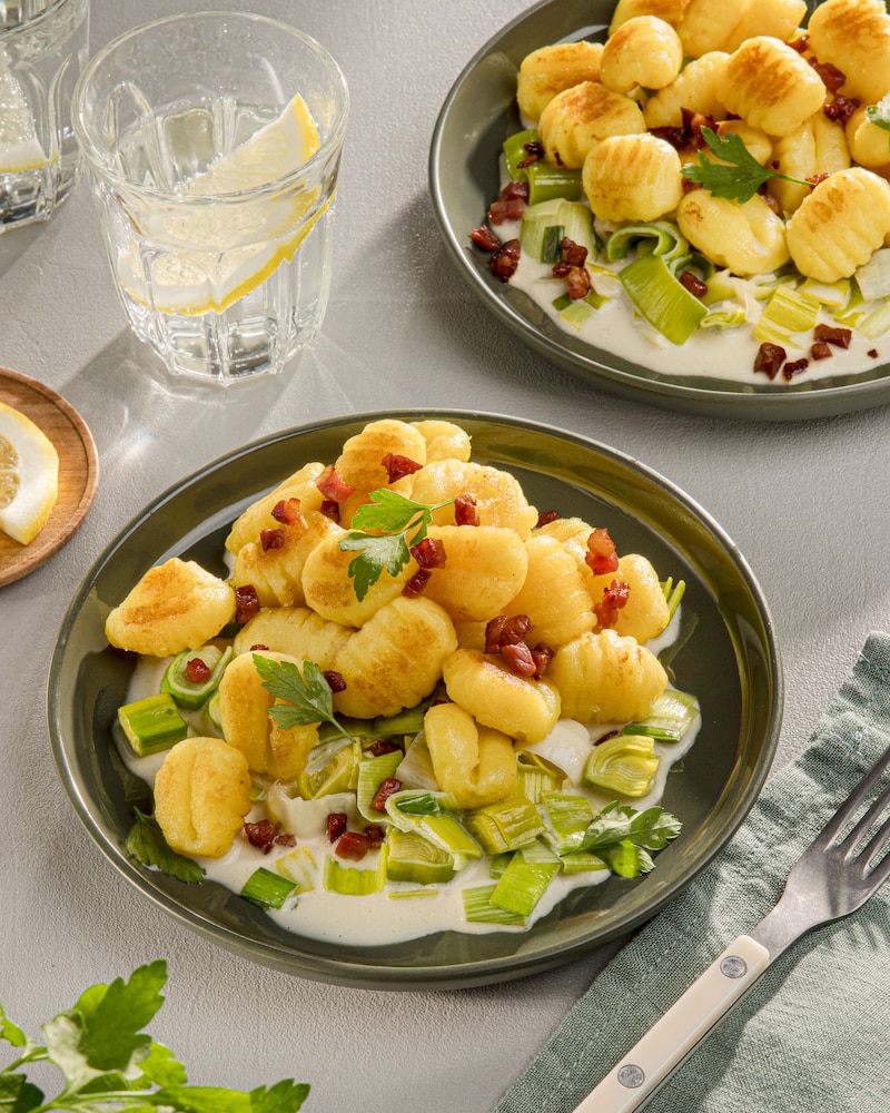 Dieses Bild zeigt die fertige Gnocchi-Lauch-Pfanne.