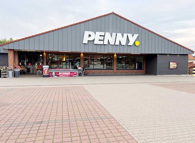 Sie sehen den Eingang vom Penny Markt in Eschede, Celler Str. 8