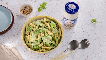 Nudelsalat mit Avocado