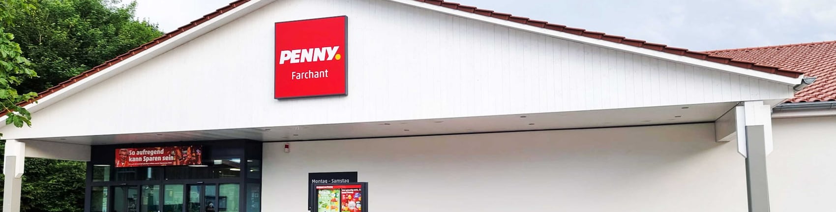 Sie sehen den Eingang vom Penny Markt in Farchant Partenkirchner Str. 65