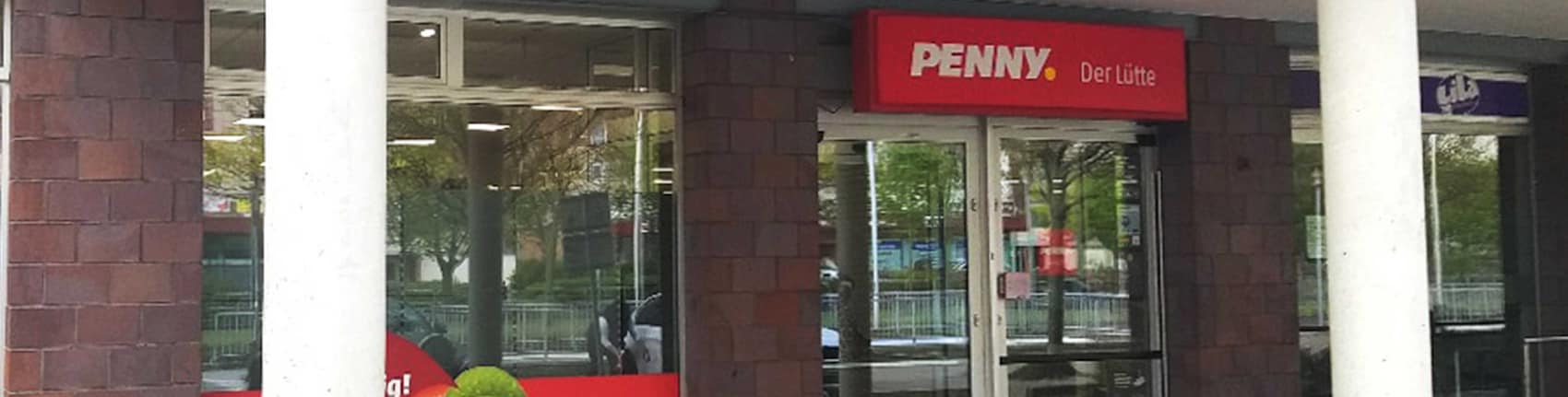 Sie sehen den Eingang vom Penny Markt in Rostock/Luetten Klein Warnowallee 26