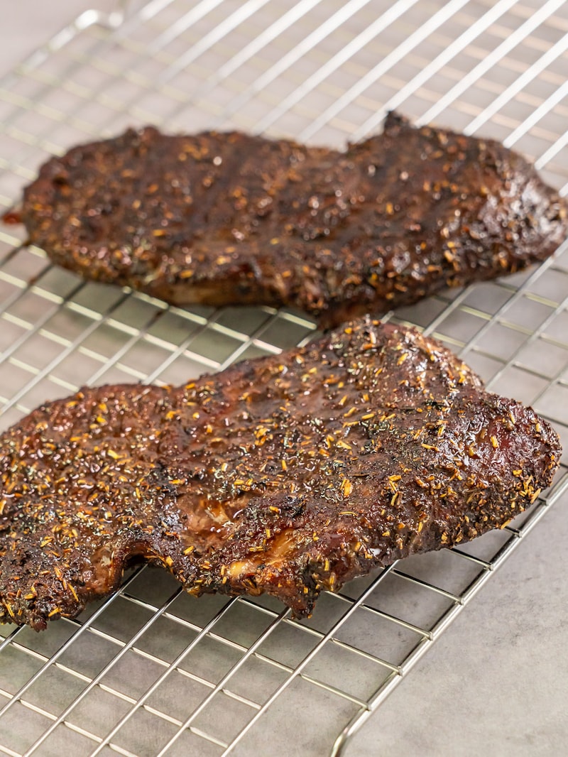 Dieses Bild zeigt die fertigen Steaks.
