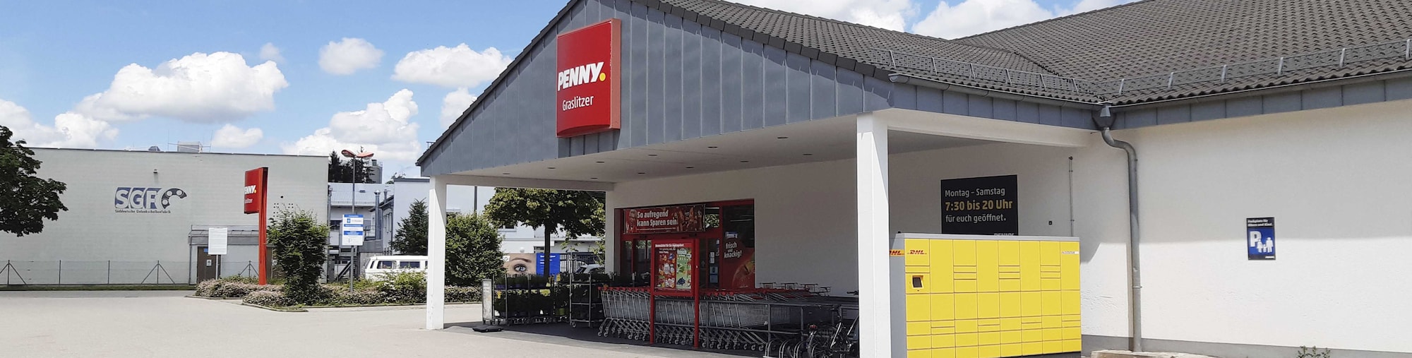 Sie sehen den Eingang vom Penny Markt in Waldkraiburg Graslitzer Str. 5