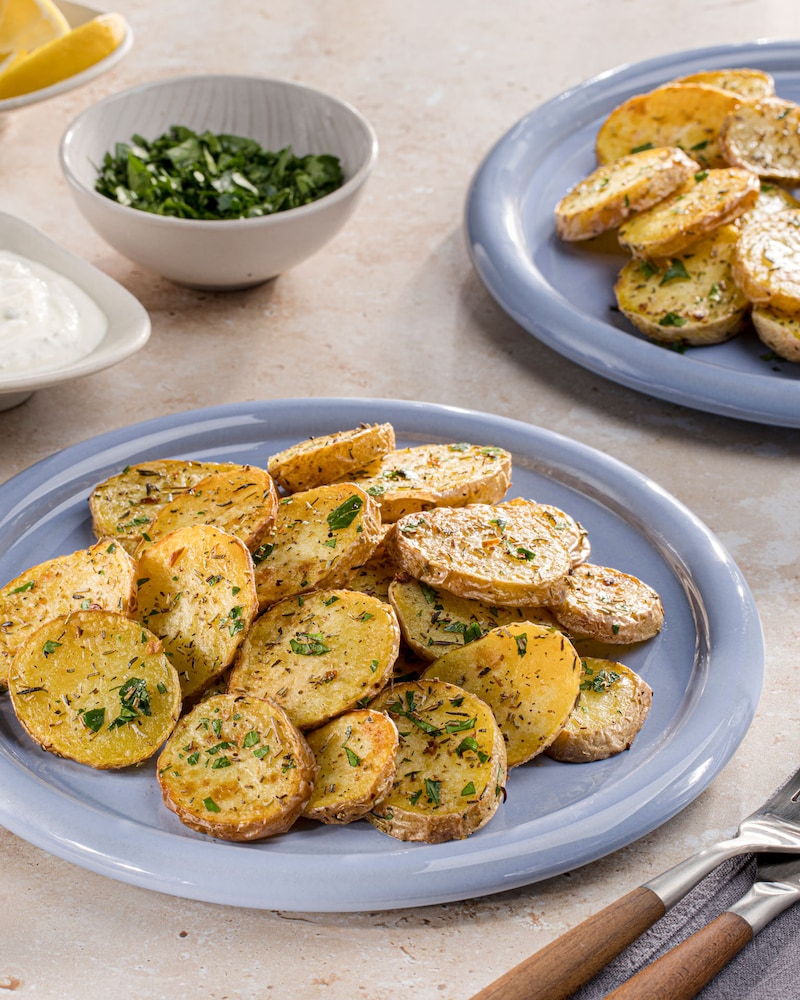 Dieses Bild zeigt die fertigen Knoblauch Kartoffeln.