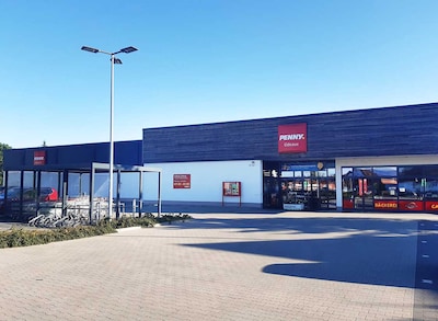 sie sehen den Eingang vom Penny Markt in Eldena Doemitzer Str. 42