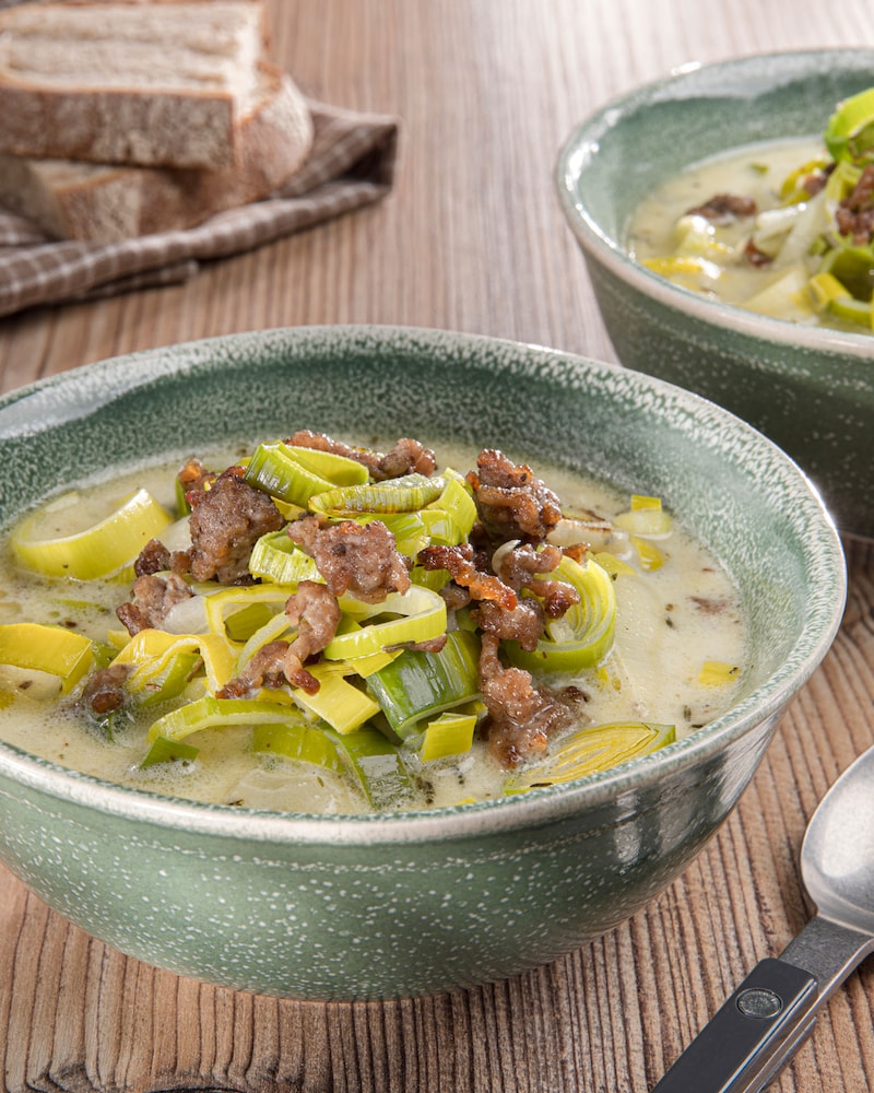 Dieses Bild zeigt die fertige Käse Lauch-Suppe.
