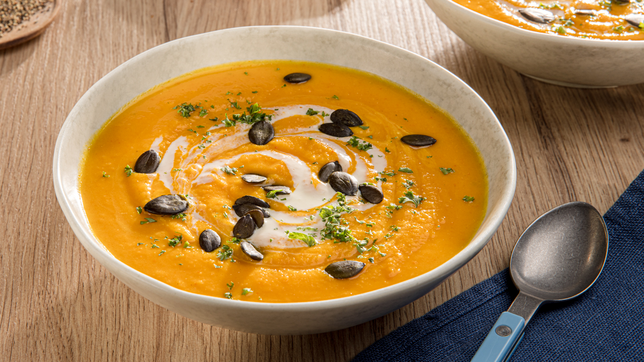 Kürbiscremesuppe – klassisches Rezept mit Hokkaido und Sahne | PENNY.de