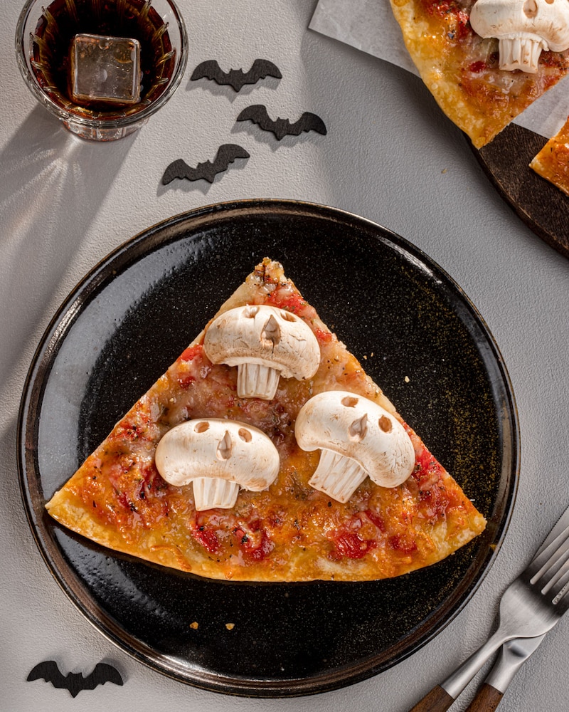 Dieses Bild zeigt das fertige Pizzastück.