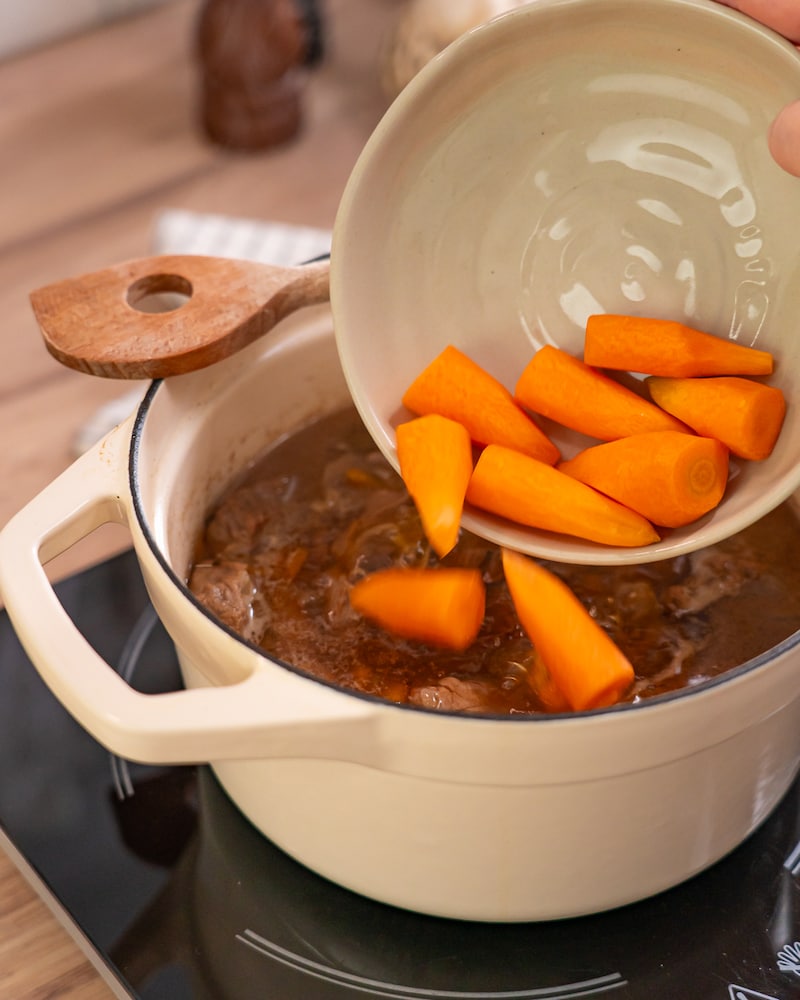 Schwedisches Rindergulasch mit Möhren