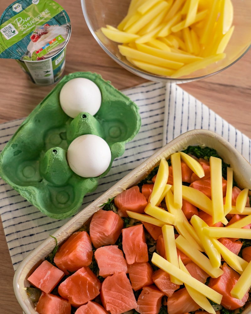 Kartoffelauflauf mit Spinat und Lachsfilet