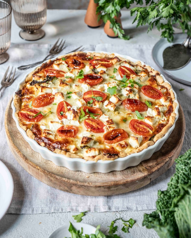 Dieses Bild zeigt wie die fertige Quiche mit Wirsing.