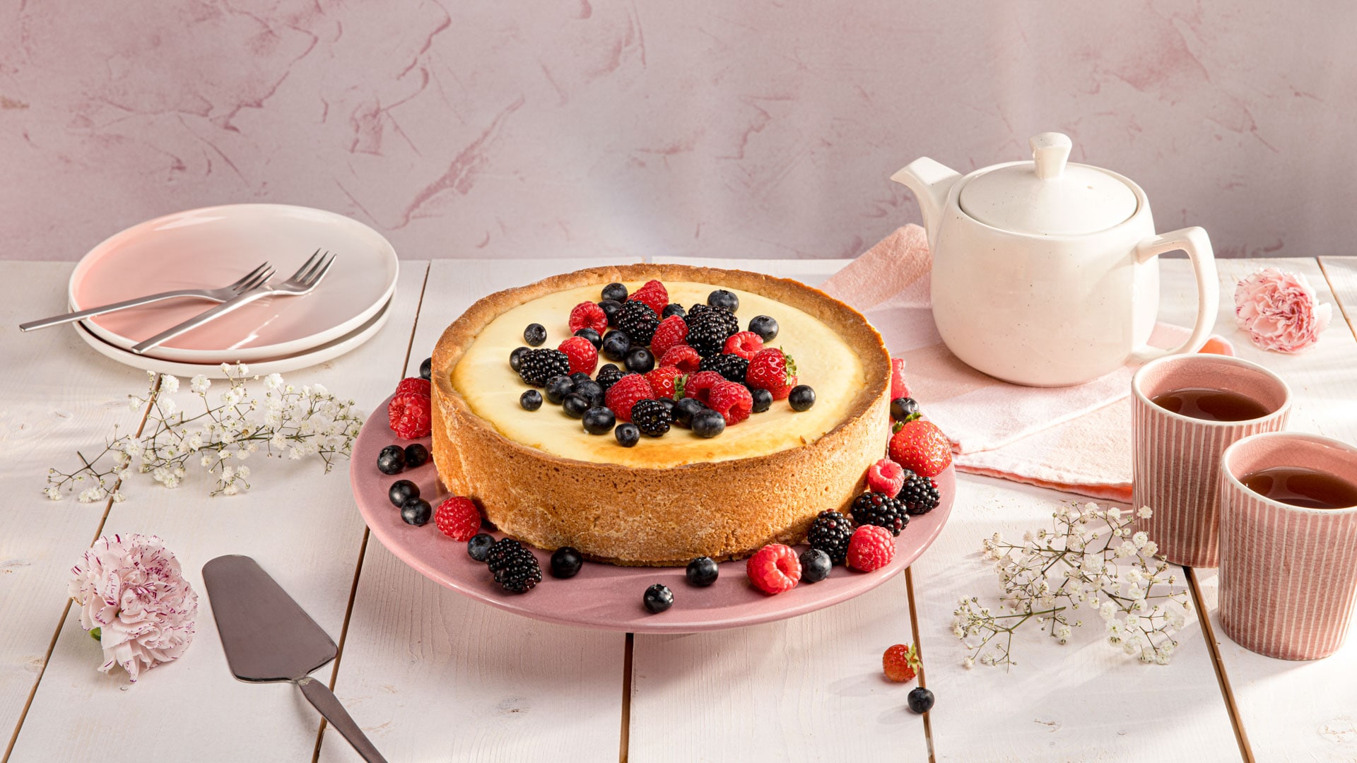 Dieses Bild zeigt den fertigen klassichen Käsekuchen.