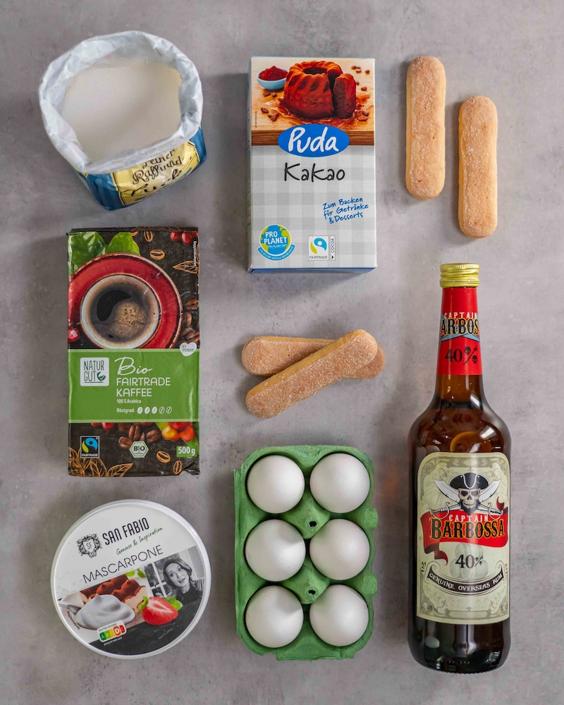 Dieses Bild zeigt, die Zuteten für das Tiramisu.