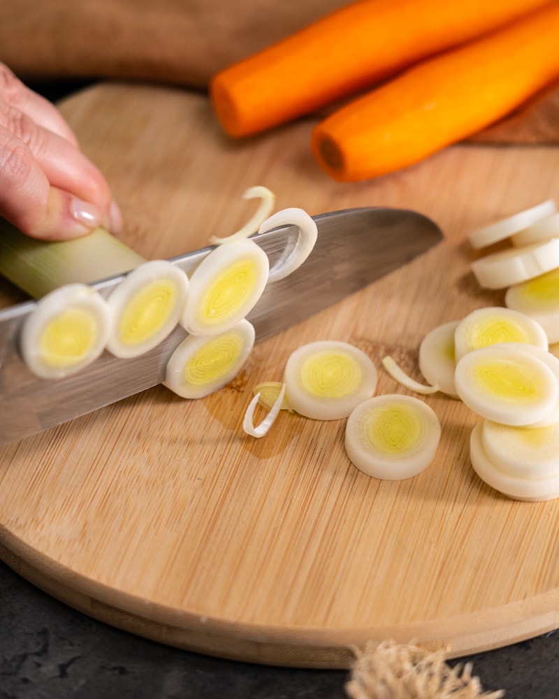 Kartoffelsuppe mit Gemüse-Aufstrich