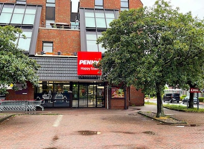 sie sehen den Eingang vom Penny Markt in Hamburg/Eidelstedt Ekenknick 9