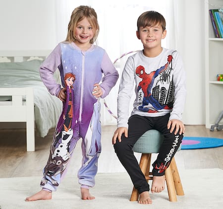 FROZEN oder SPIDERMAN Tag- oder Nachtwäsche für Kinder*