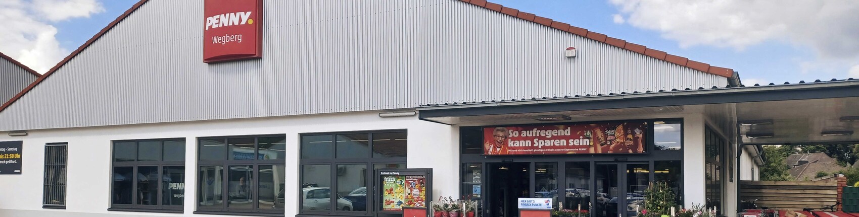 Sie sehen den Eingang vom Penny Markt Wegberg Fussbachstr. 36