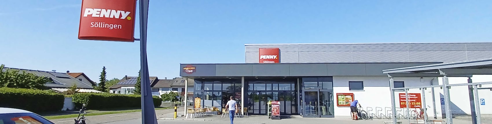 Sie sehen den Eingang vom Penny Markt in Rheinmünster-Söllingen, Kirchstr. 45