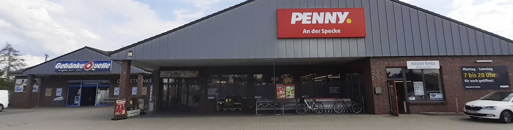 Sie sehen den Eingang vom Penny Markt in Lutherstadt Wittenberg, Friedrichstraße 78