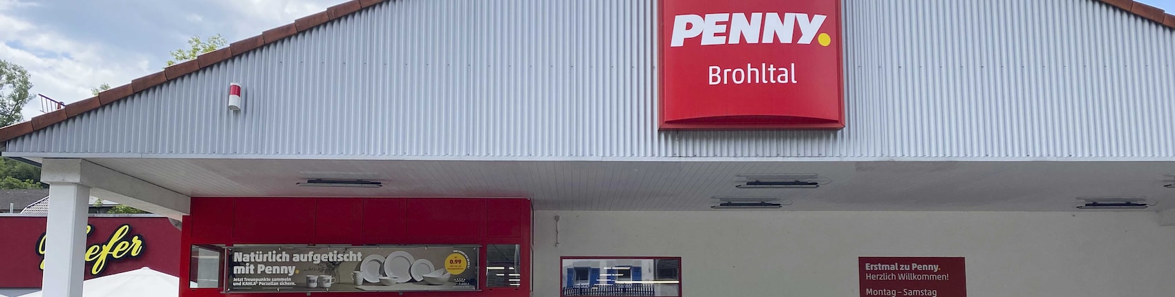 Sie sehen den Eingang vom Penny Markt in Burgbrohl Brohltalstr. 170