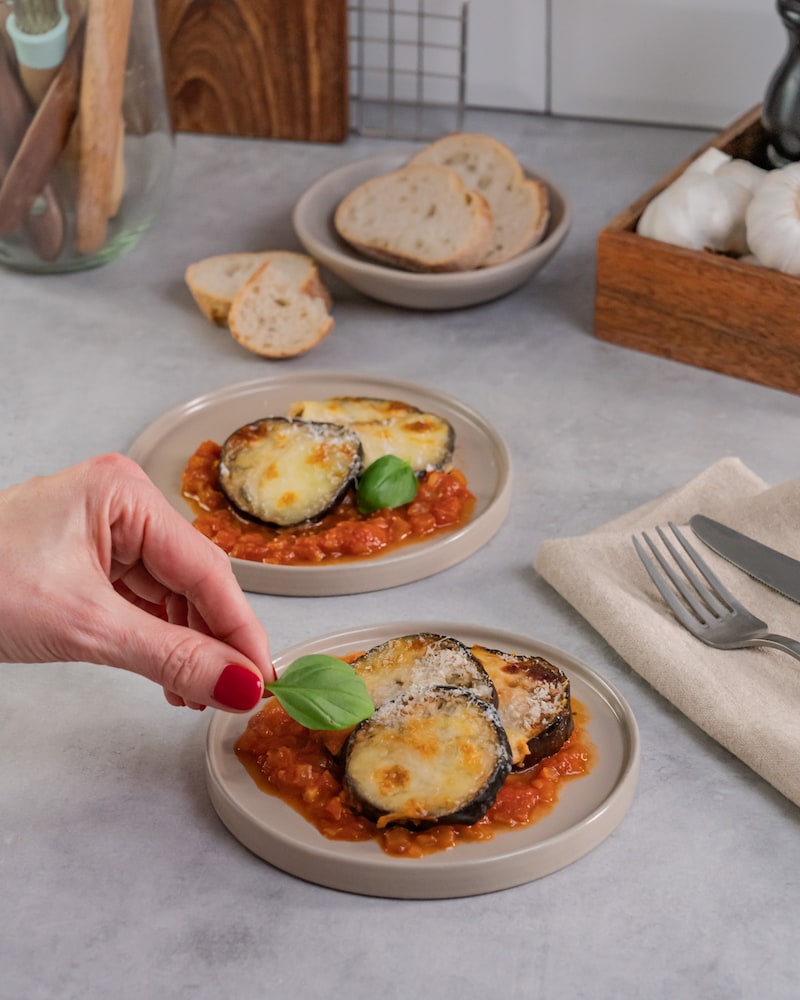 Dieses Bild zeigt wie der Auflauf angerichtet wird.