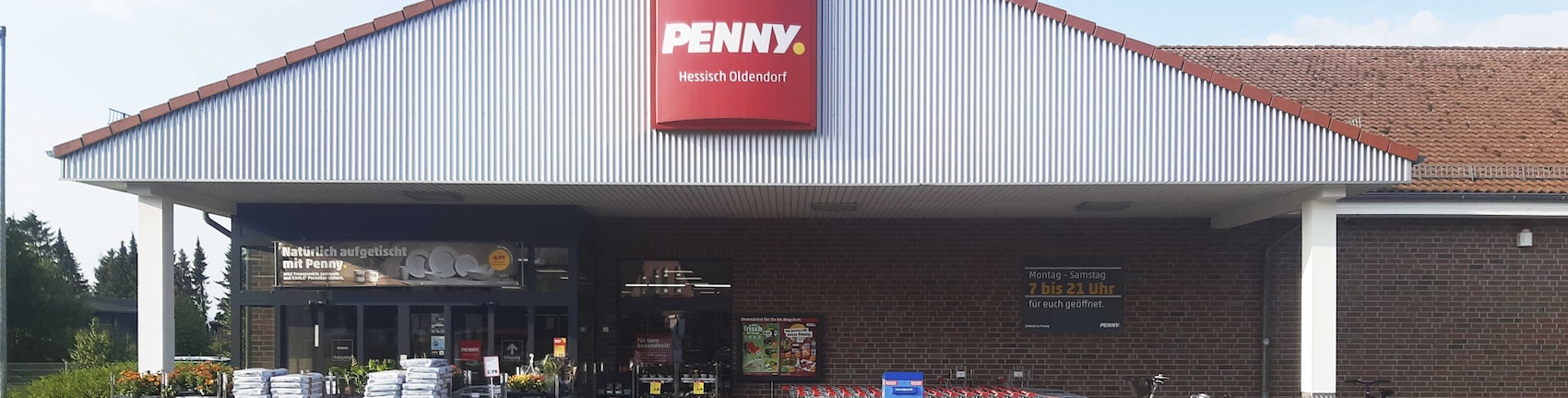 Sie sehen den Eingang vom Penny Markt in Hessisch Oldendorf, Welseder Str. 35