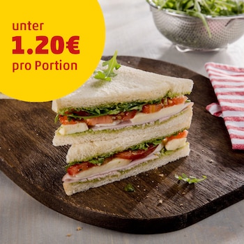 Dieses Bild, zeigt das fertige Tramezzini Caprese.