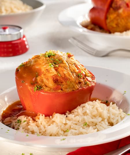 Dieses Bild zeigt die gefüllte Paprika.