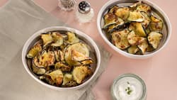 Dieses Bild zeigt die fertigen Zucchini Chips.