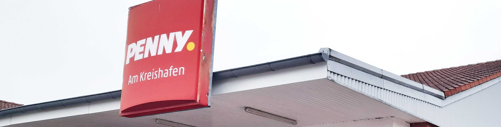 sie sehen den Eingang vom Penny Markt in Rendsburg Alte Kieler Landstr. 22-26