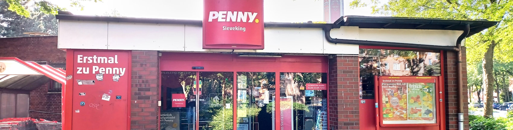 Sie sehen den Eingang vom Penny Markt in Hamburg/Horn, Sievekingsallee 185