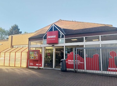 Sie sehen den Eingang vom Penny Markt in Dortmund - Lütgendortmund, Provinzialstrasse 25-27