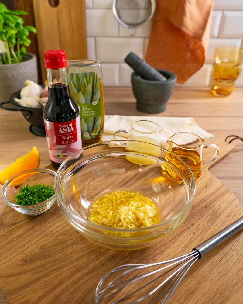 Feurige Asia-Marinade mit Ingwer und Orange