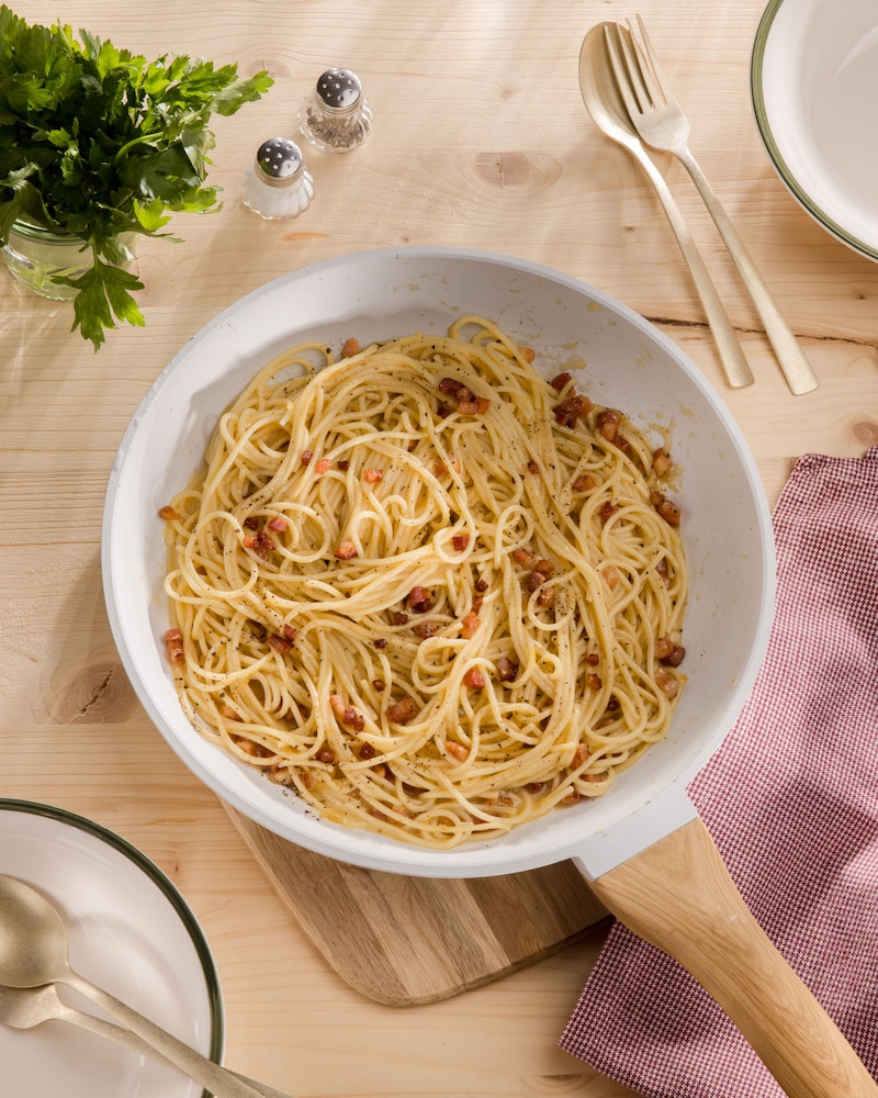 Diese Bild zeigt die fertige Spaghetti Cabonara.