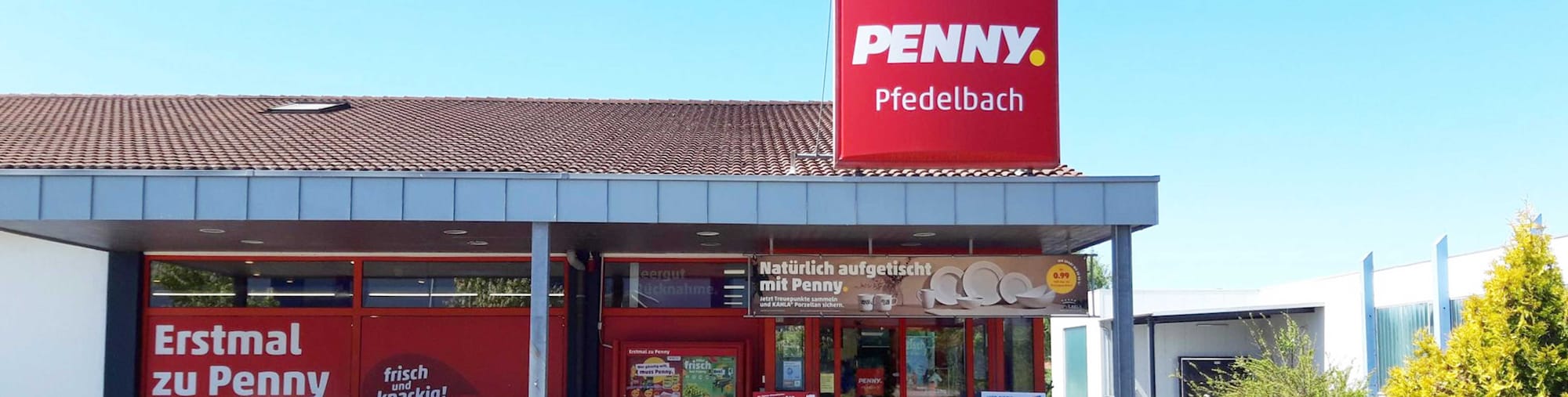 Sie sehen den Eingang vom Penny Markt in Pfedelbach, Allmendstr. 14