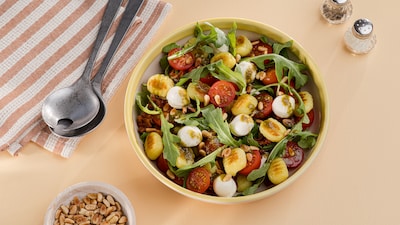 Partysalat mit Gnocchi