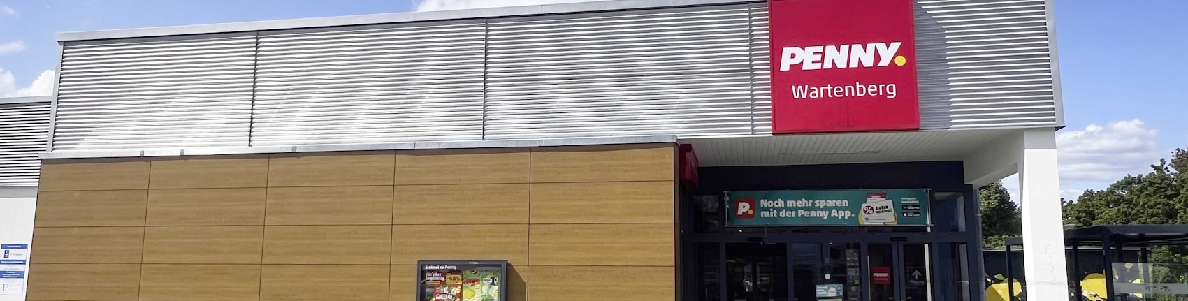 Sie sehen den Eingang vom Penny Markt in Berlin/Neu-Hohenschoenhausen Rostocker Str. 1