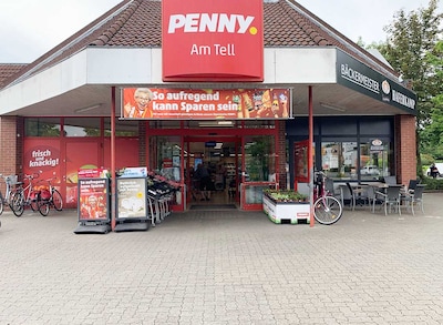 Sie sehen den Eingang vom Penny Markt in Delmenhorst/Bungerhof, Stedinger Str. 235