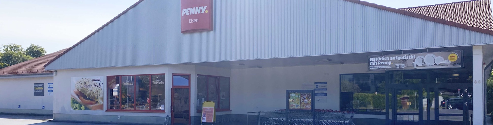 Sie sehen den Eingang vom Penny Markt in Paderborn, Sanderstr. 66-72