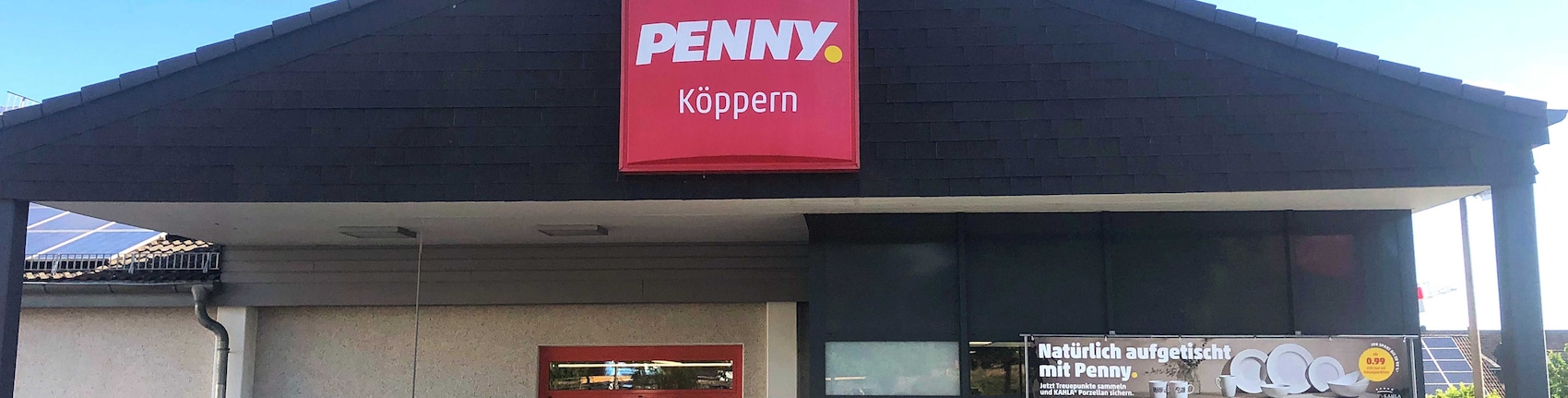 Sie sehen den Eingang vom Penny Markt in Friedrichsdorf/Koeppern, Amselweg 34-36