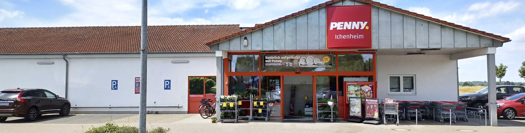 Sie sehen den Eingang vom Penny Markt in Neuried/Ichenheim, Hauptstr. 105