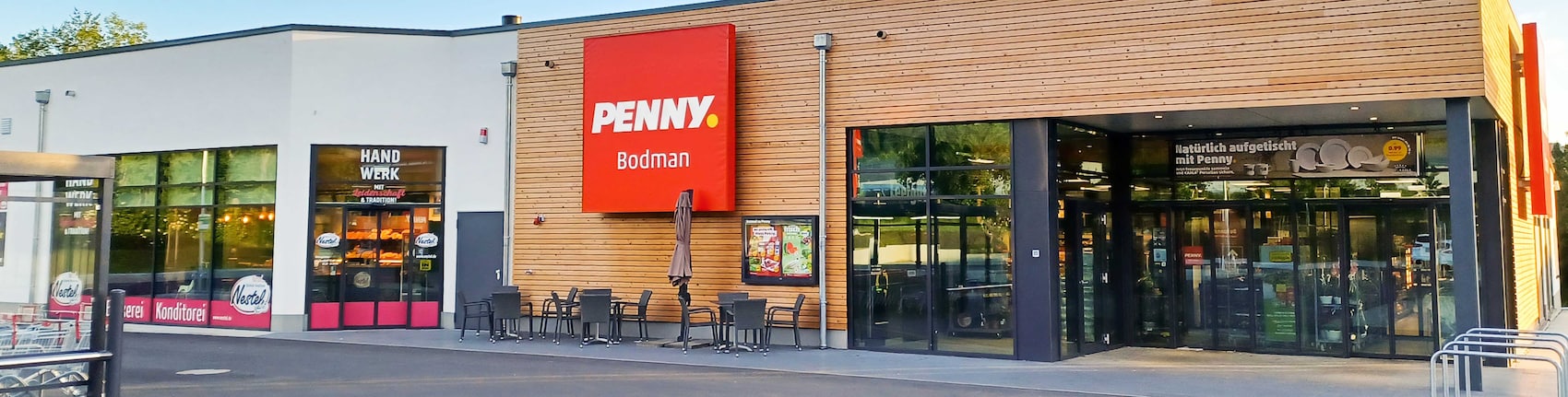 Sie sehen den Eingang vom Penny Markt in Bodman – Ludwigshafen Breite 14
