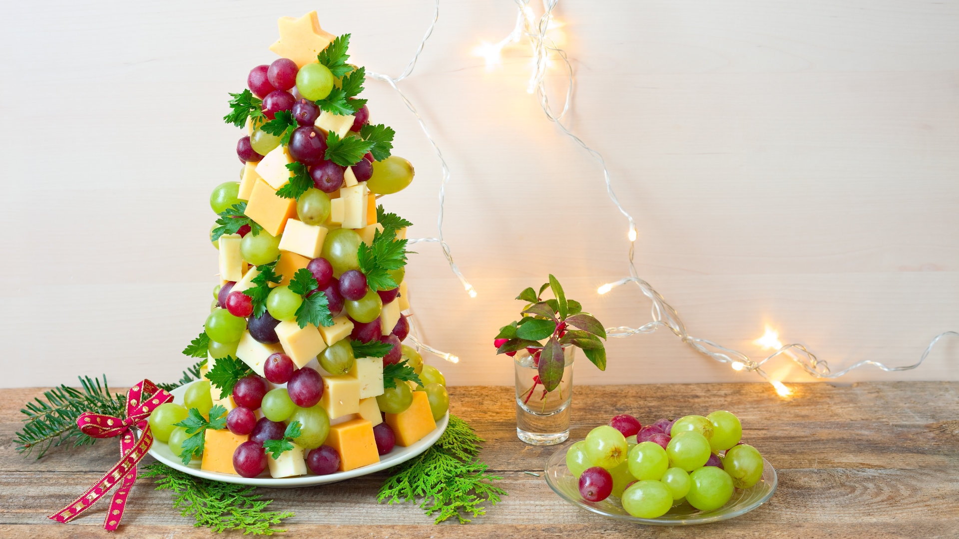 Turm aus verschiedenen Käsesorten