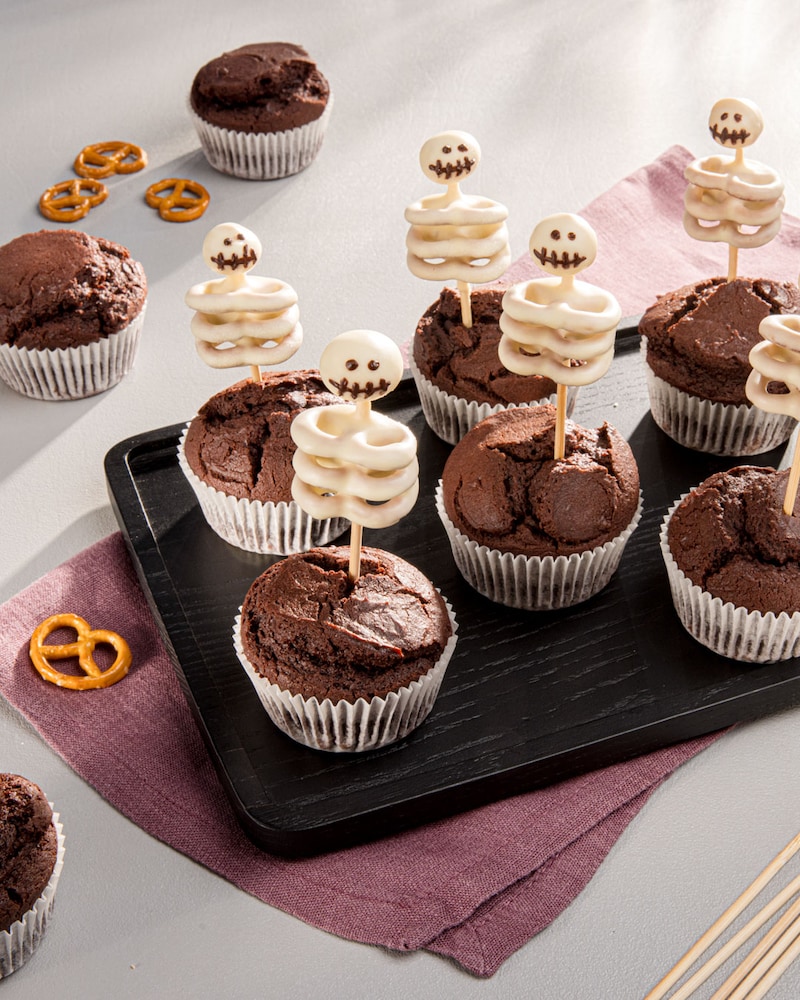 Dieses Bild zeigt die fertigen Halloween Muffins.