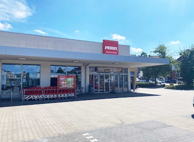 Sie sehen den Eingang vom Penny Markt in Osnabrueck/Schinkel, Bremer Strasse 47 A