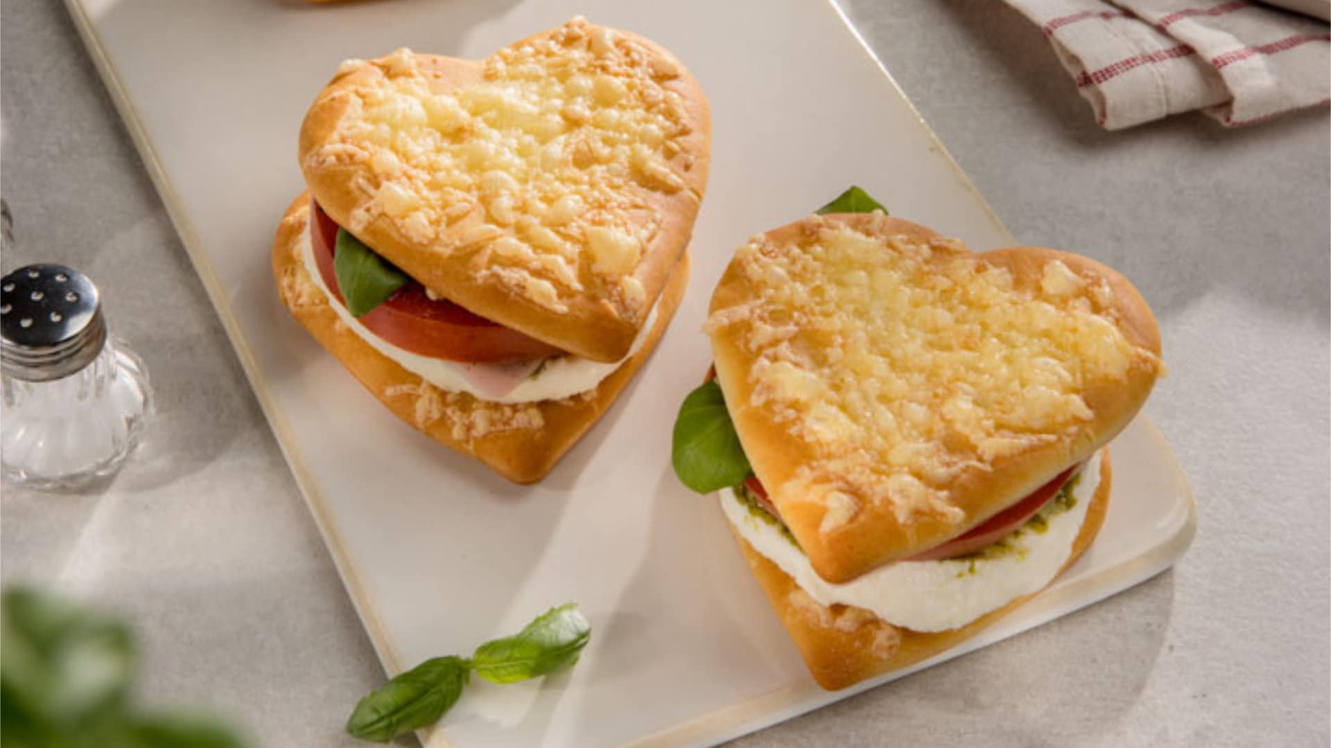 Pizzaherz Sandwiches