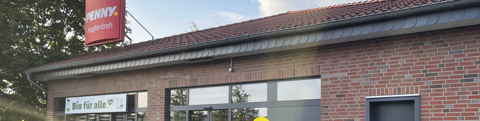 Sie sehen den Eingang vom Penny Markt in Essen - Kupferdreh, Gasstr. 24