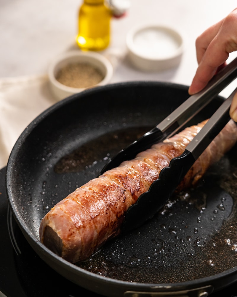 Festtagsfilet mit Möhrenstroh und Kartoffel-Krönchen