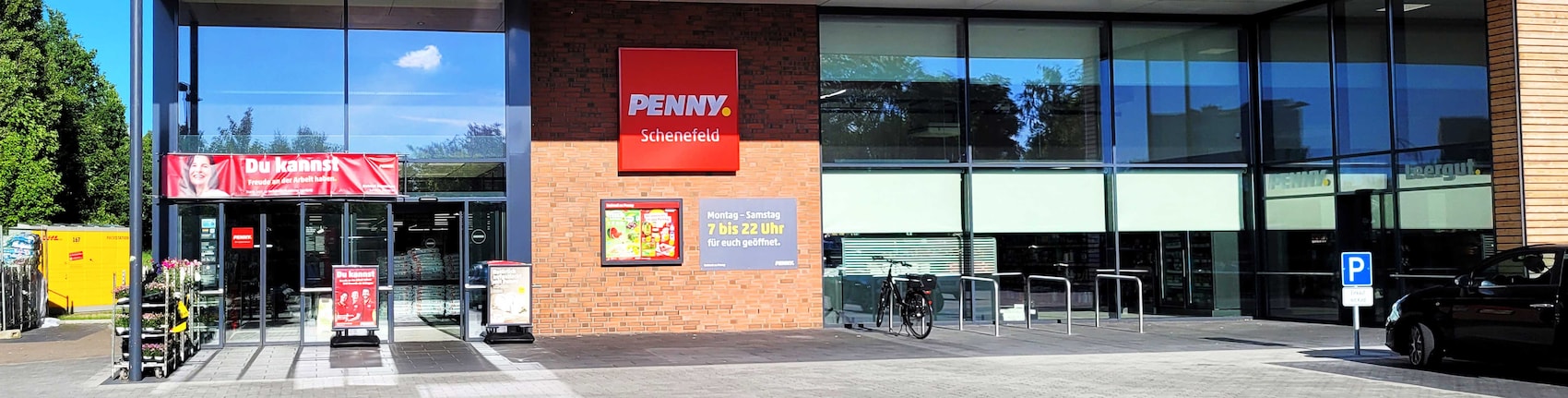 sie sehen den Eingang vom Penny Markt in Schenefeld Altonaer Chaussee 81-83